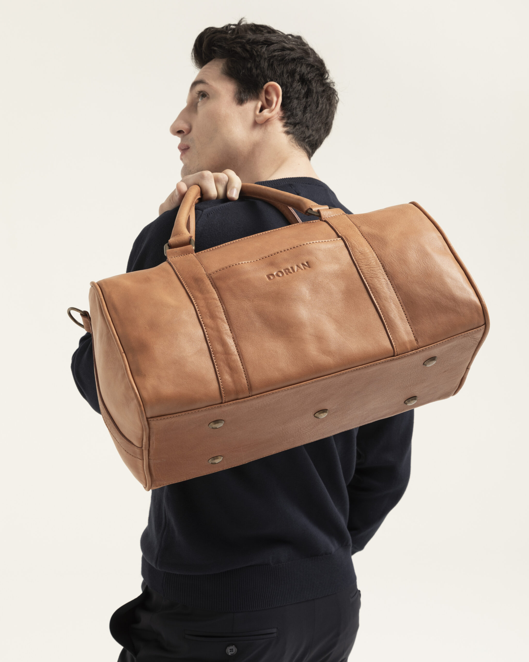bolso-cuero-hombre-761vgo-1.jpg